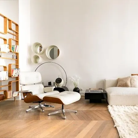 Amazing Premium Flat, Fantastic Location, 1290 Sqf Parigi