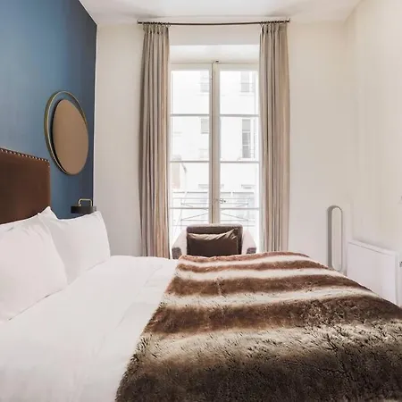 Amazing Premium Flat, Fantastic Location, 1290 Sqf * Parigi